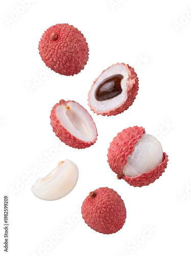 Foto Delicious juicy lychee fruits displayed with their distinctive red skin and translucent white pulp isolated
