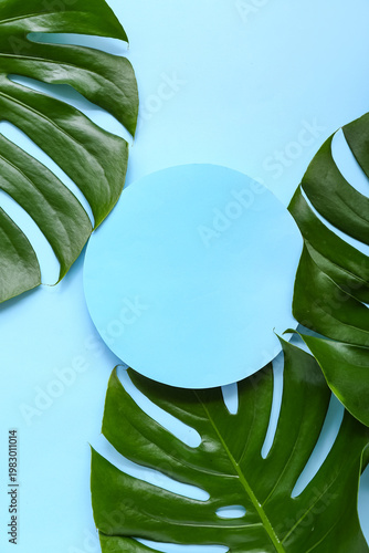 Blank card with tropical mo...