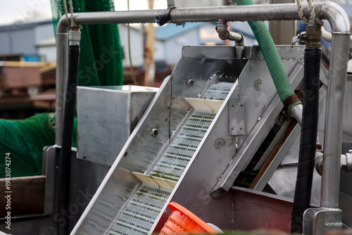 Details und Ausrüstung eines Krabbenkutters an der Nordsee.