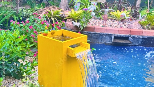 Fountain Square Planter Pool Feature, Modern Garden Waterfall Cascading Flow