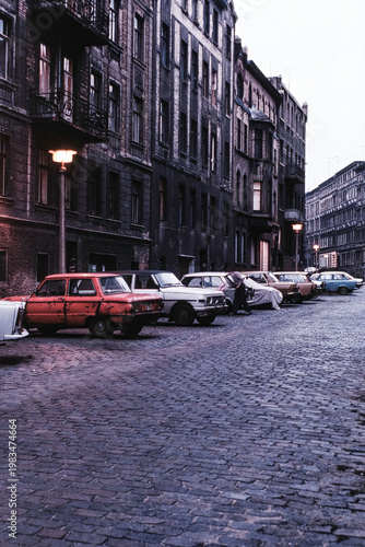 Historisches Foto Straßenszene, vermutlich Berlin, 1990, Berlin, Deutschland