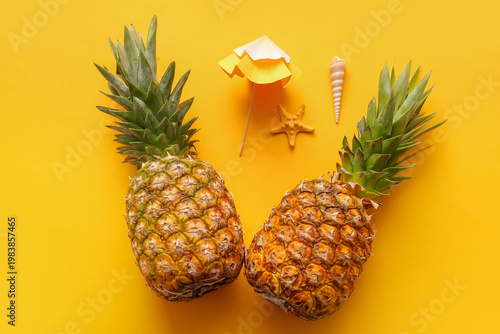 Fresh pineapples with umbre...