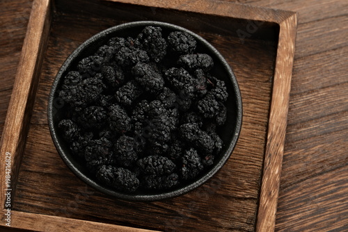 Dried mulberries in the dish