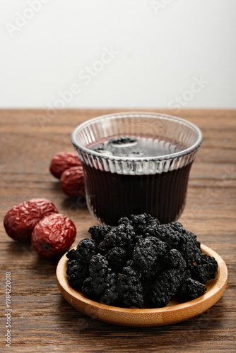 Red dates, dried mulberries, and mulberry tea