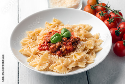 Farfalle al ragù di manzo, Pasta Italiana 