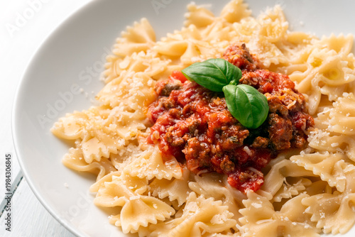 Farfalle al ragù di manzo, Pasta Italiana 