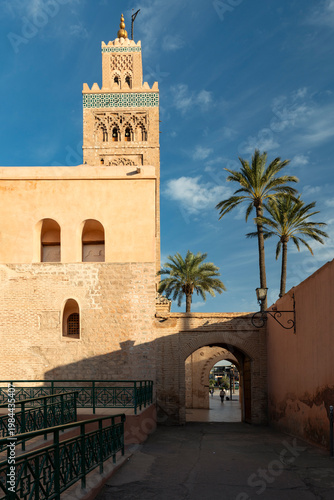 Koutoubia Moschee, Minarett, Marrakesch, Marokko < english> Koutoubia Mosque, Minaret, Marrakech, Morocco