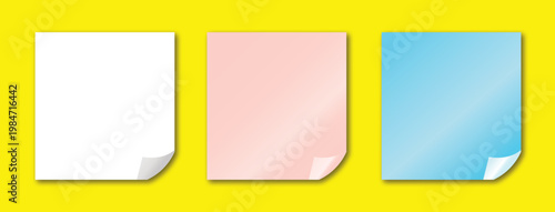 Vector illustration of sticky notes with folded corners in white, pink, and blue, featuring a flat design. Ideal for schools, decorations, journals, lessons, and offices.