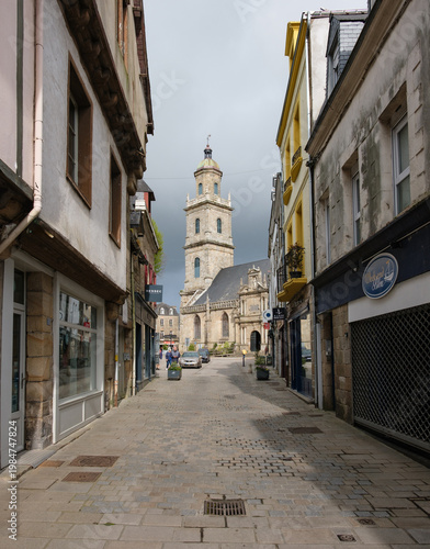 Découverte du patrimoine d'Auray : le port pittoresque de Saint-Goustan et le centre historique