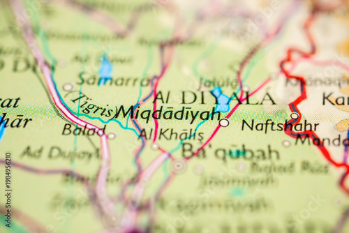 Foto Selective focus map highlighting Miqdadiyah in Diyala Governorate Iraq