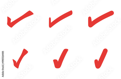 手書きの赤ペン風チェックマークのセット 採点や添削に使える太書きの赤色のチェック