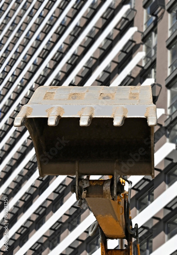 Excavating machine scoop