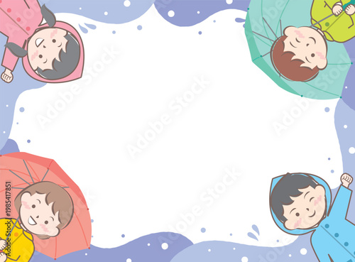 傘をさす合羽姿の子供たちのフレーム　梅雨　雨の日