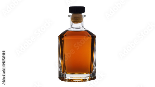 Fotografía Clear glass decanter bottle with amber liquid and cork stopper, isolated on tran