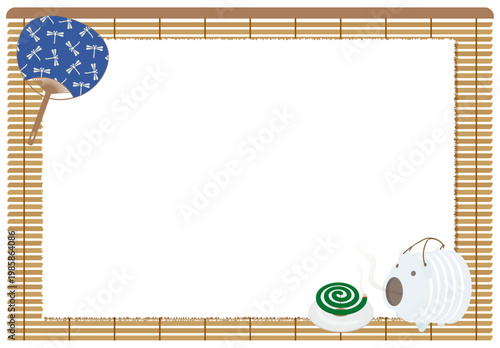 蚊遣り豚とトンボ柄うちわのすだれ風フレーム（夏の風物詩）