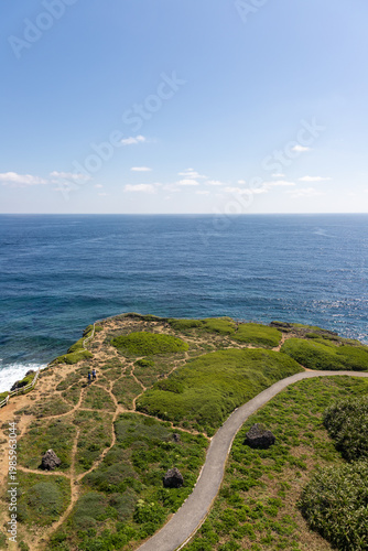 東平安名崎灯台展望台から望む宮古島の海