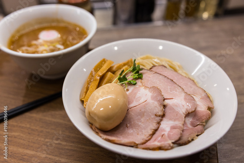 Japanese dipping noodle with sliced pork