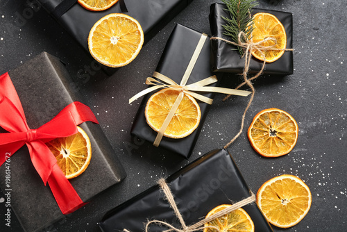 Gift boxes with dried orang...