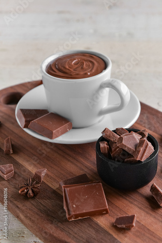 Composition with tasty melt...
