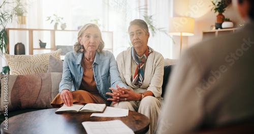 Quadro su tela Lesbian couple, financial advisor and documents for agreement, deal and home mortgage planning