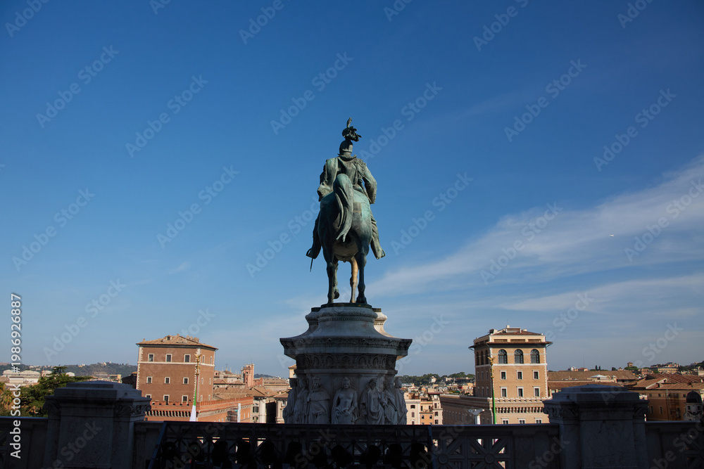 Fototapeta premium 'Altare della Patria' or Wedding Cake in Rome, Italy