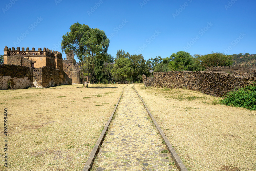 Φωτογραφία Ruins of the Royal Enclosure Fasil Ghebbi in Gondar, Ethiopia