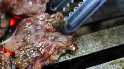 カルビの焼き肉