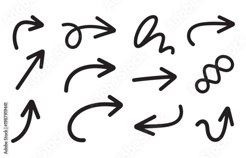 Organic curved arrow set with thick black lines ideal for flowcharts and creative storytelling visualizations.