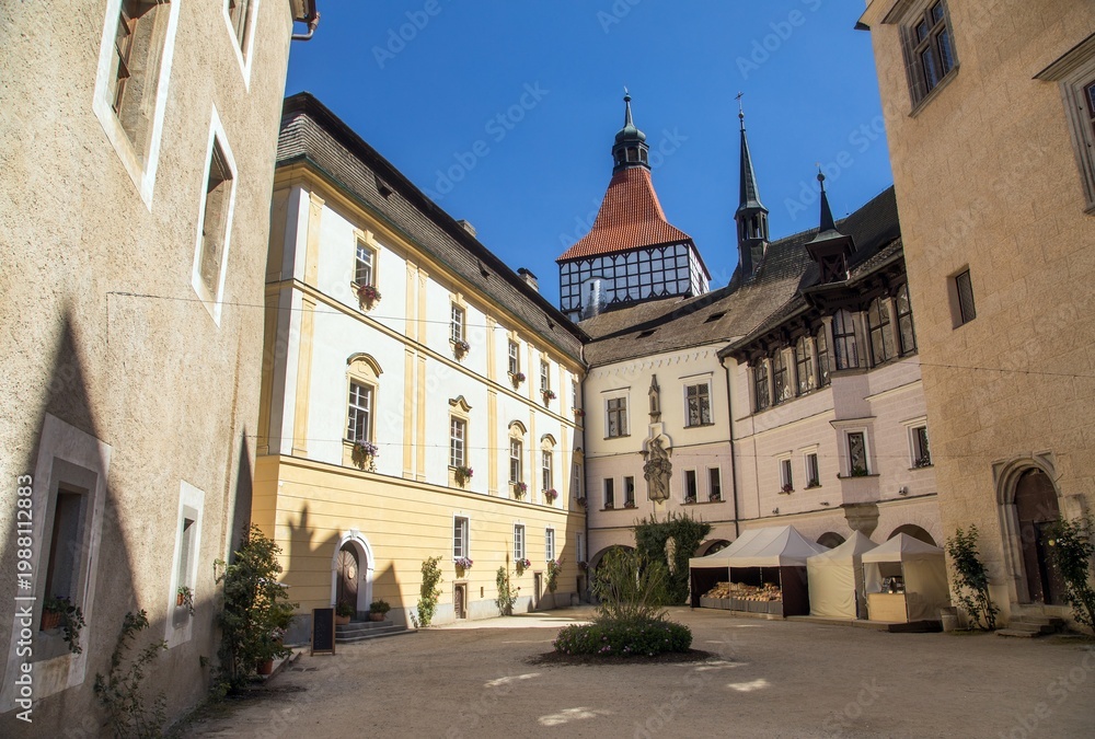 Obraz premium Blatná Water Castle and Chateau, castle courtyard