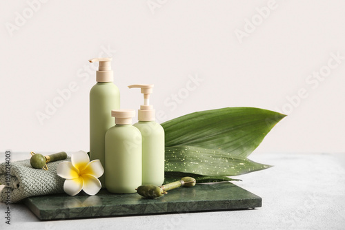 Spa composition with tray, ...