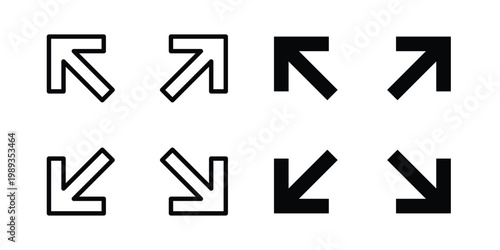 Expand icon in stroke outline style with flat version