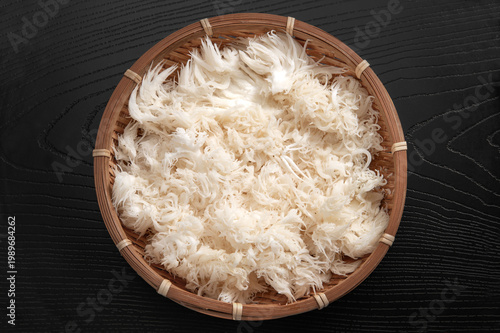 国産の栽培ヤマブシタケ
