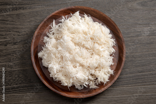 国産の栽培ヤマブシタケ
