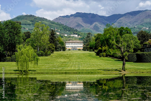 Complesso monumentale di Villa Reale di Marlia composto dalla bella residenza storica dove visse Elisa Baciocchi,sorella di Napoleone e dai lussurreggianti giardini. Lucca, Toscana, Italia