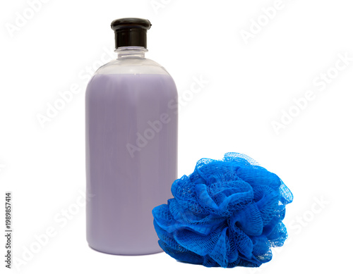 Fotografía A plastic container with lilac gel and a blue washcloth