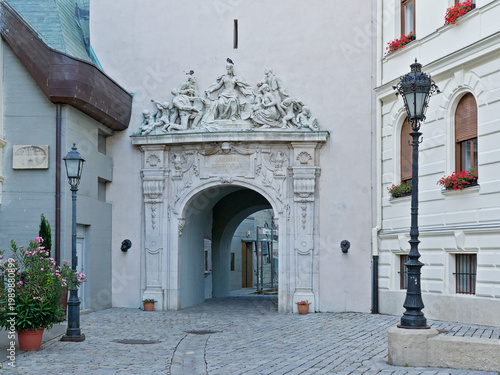 фотографія fidelity gate of the medieval the fire watch tower, Sopron, Hungary