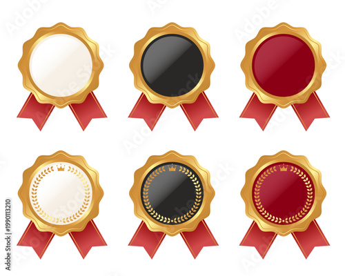 ゴールドメダルと赤リボンの高級感ある表彰バッジセット 無地と月桂冠入り円形エンブレムのベクター素材