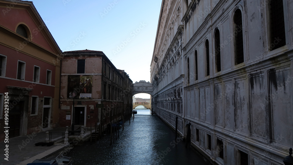 Naklejka premium Venice, Italy. The Bridge of Sighs (Italian: Ponte dei Sospiri, Venetian: Ponte de i Sospiri) is a enclosed bridge is made of white limestone
