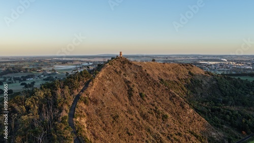 Tableau sur toile Valley Lake Conservation Park, Mount Gambier, South Australia at sunrise: 4K aer
