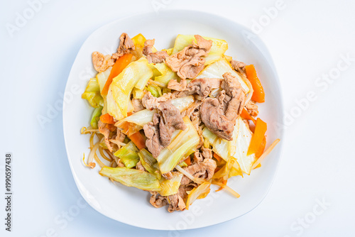 Foto 肉野菜炒め 豚肉とキャベツのシンプルな炒め料理