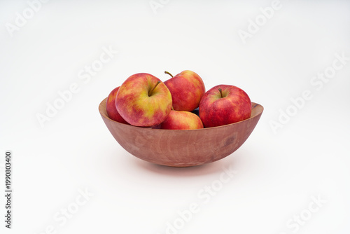 Äpfel in Schale