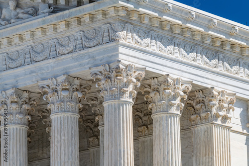 Canvas Print Classical columns and ornate carvings on United States Capitol building facade W