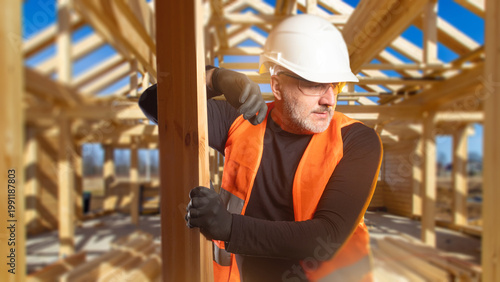 Carpentry construction, Hou...
