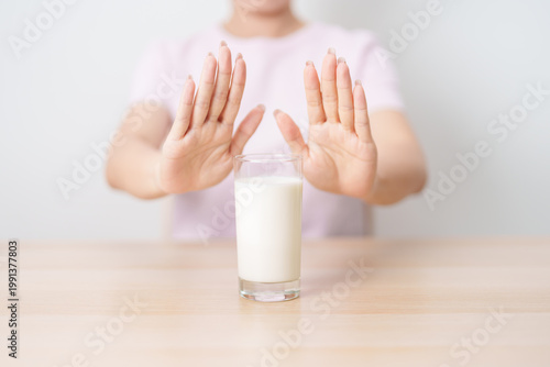 Konstfotografi Lactose intolerance and Milk allergy