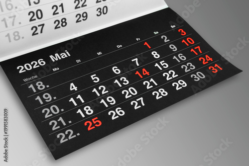 Fotografi Deutscher Kalender Monat Mai 2026 schwarz rot   Feiertage Hintergrund grau