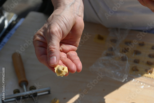 cappelletti tortellini cucina italiana tradizione 