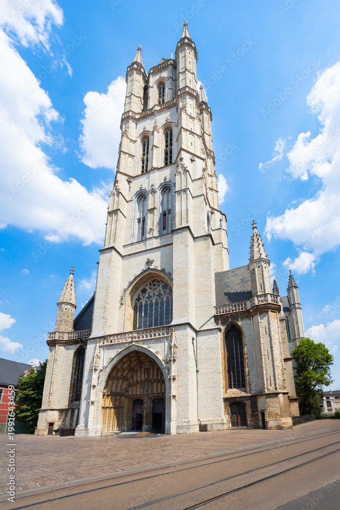Obraz premium Saint Bavo Cathedral in Ghent city centre, Belgium