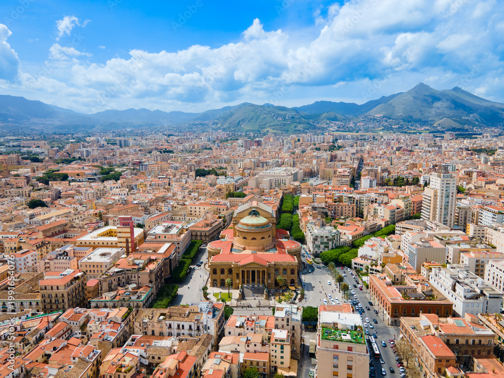 Naklejka premium Teatro Massimo Vittorio Emanuele theater aerial view