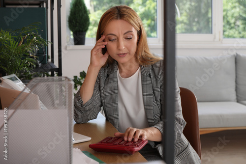 Female accountant working w...