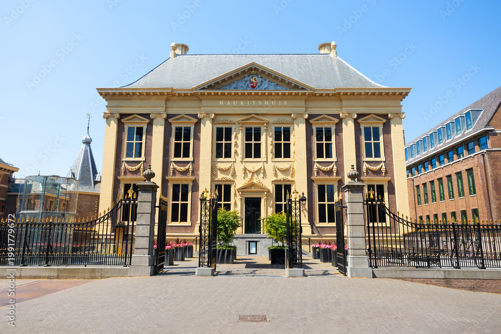 Fototapeta premium Mauritshuis museum in the Hague, Netherlands